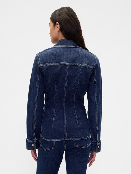 chemise en denim à coutures resserrées
