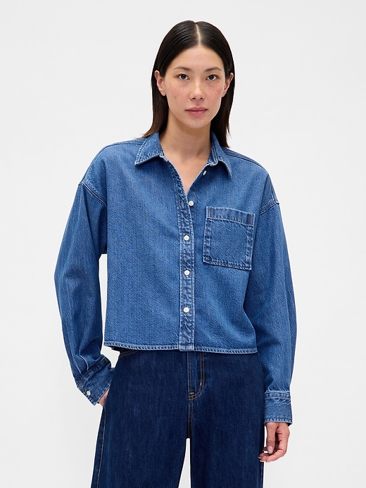 chemise courte oversize en denim ultra-doux à ourlet droit