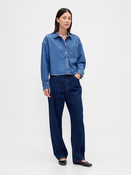 chemise courte oversize en denim ultra-doux à ourlet droit
