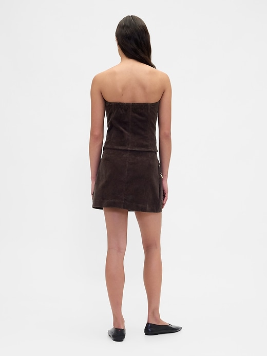 jupe-short courte en velours côtelé avec poche chaînette