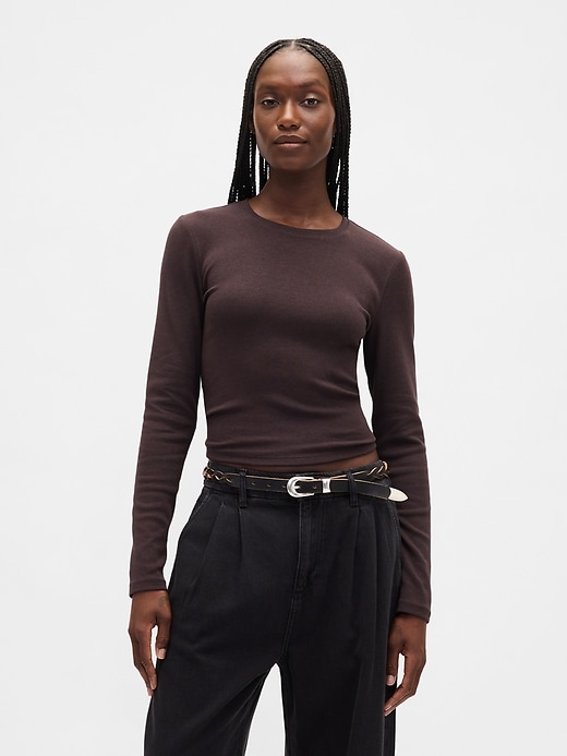 t-shirt court moderne