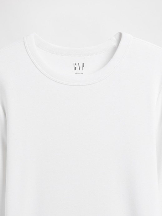 t-shirt moderne à col rond