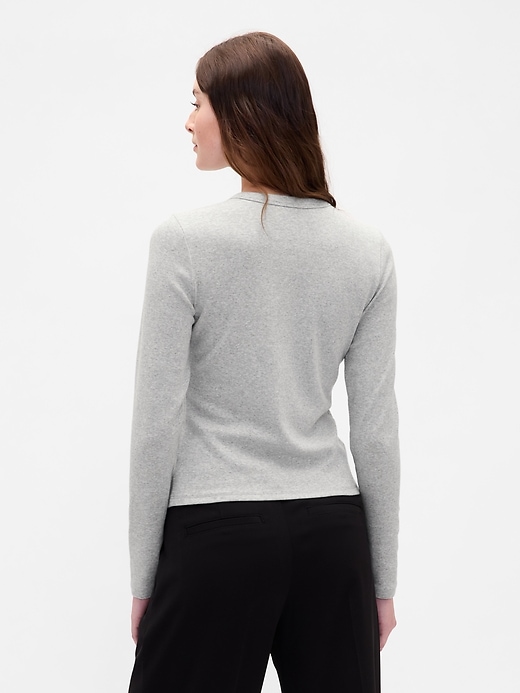 cardigan moderne à col rond