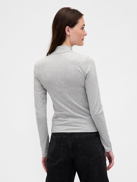 t-shirt à col montant en jersey closeknit