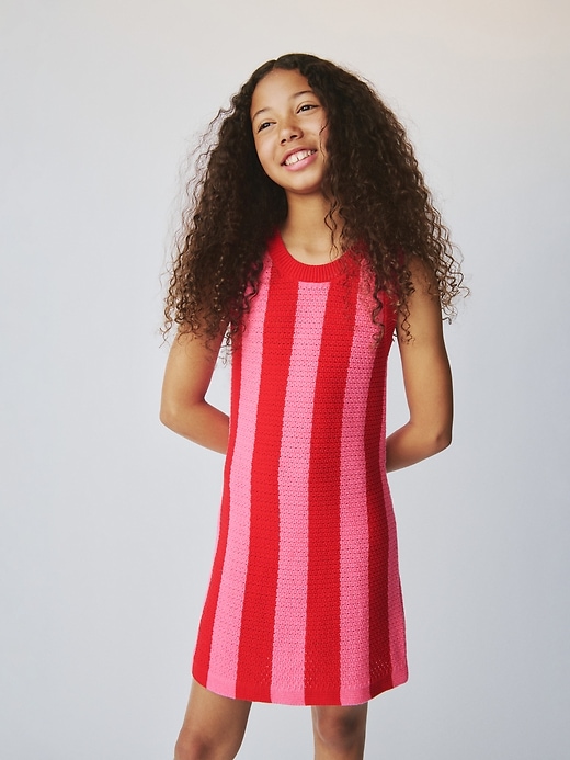 robe à rayures au crochet pour enfants