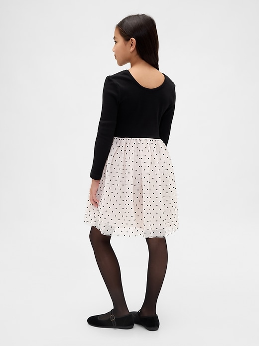 robe enfant en techniques mixtes