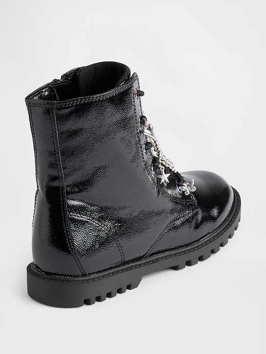 bottes à lacets pour enfants