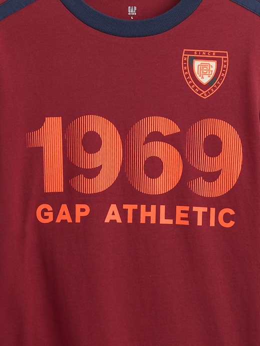 t-shirt avec logo de maillot de football pour enfants