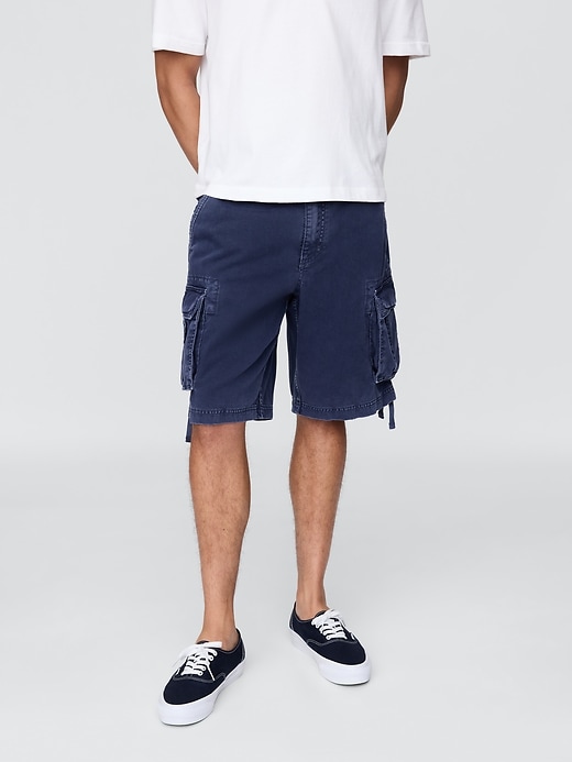 short cargo ample en sergé