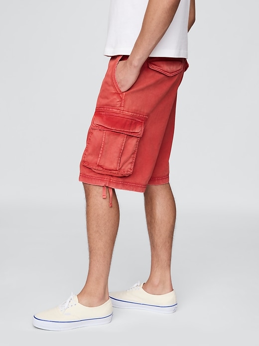 short cargo ample en sergé