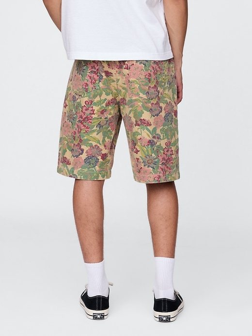 short en toile à fleurs