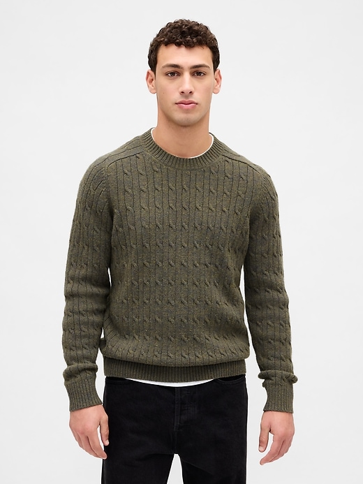 pull en maille torsadée en laine mérinos mélangée