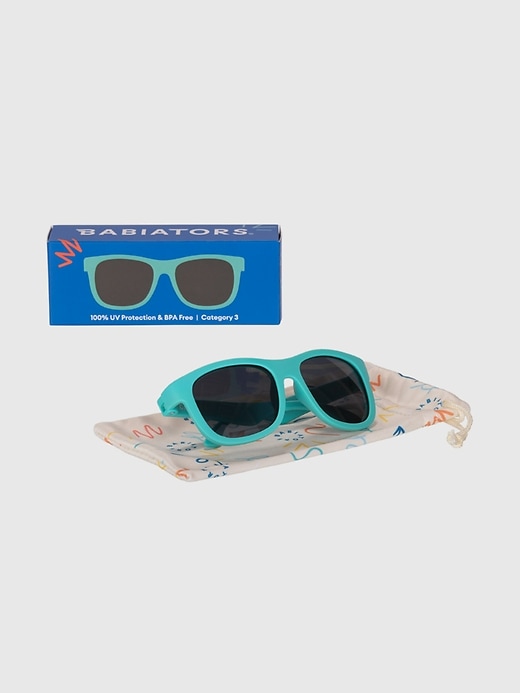 lunettes de soleil babiators navigator pour tout-petits et enfants