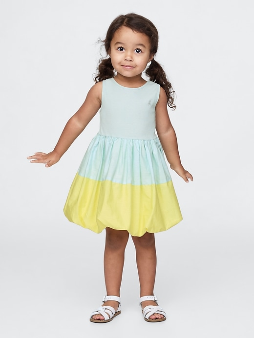 robe à bulles en techniques mixtes pour bébé et tout-petit